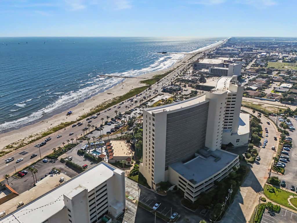 San Luis Ocean View - Beachfront, Pool, Hot Tub