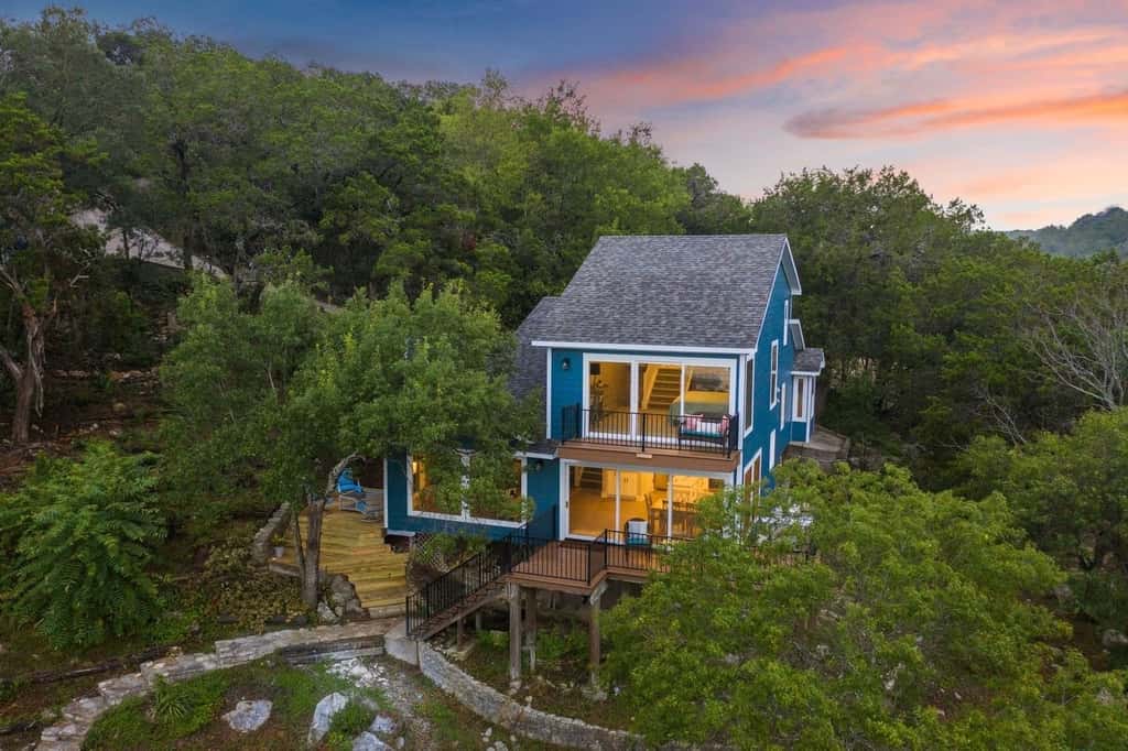 Hideaway House