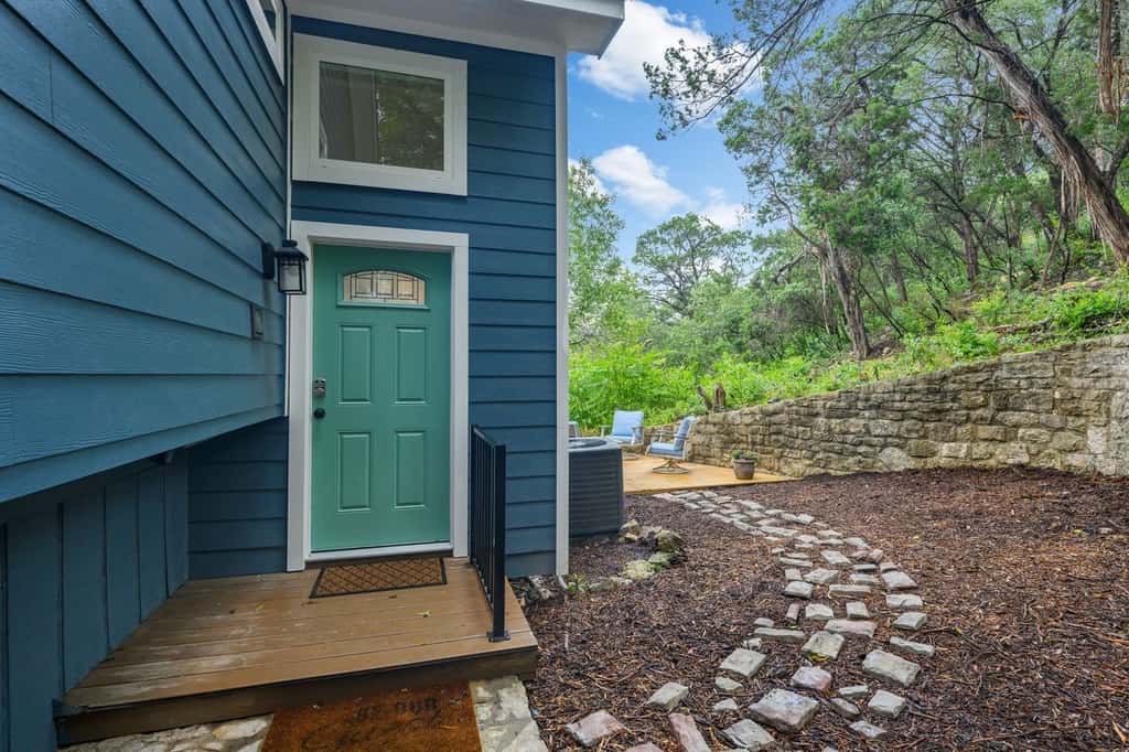 Hideaway House