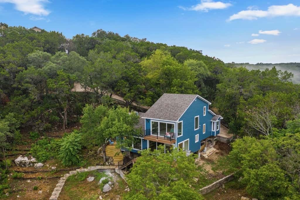 Hideaway House