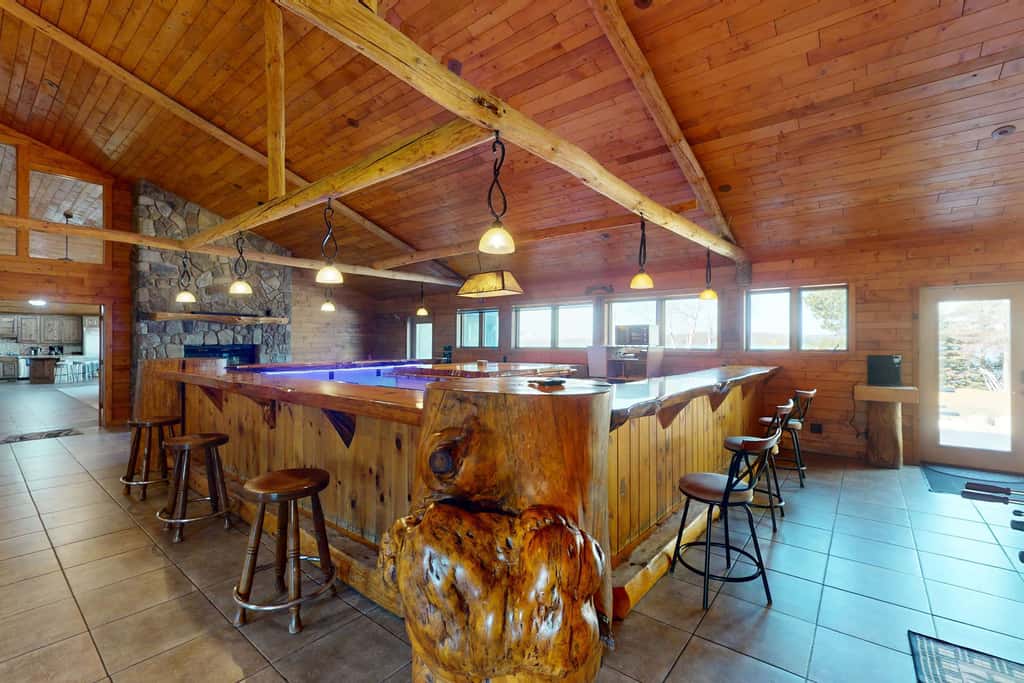 Lakefront Lodge, Private Dock & Boat Lift, Kayaks, Bar & Game Room, Firepit 