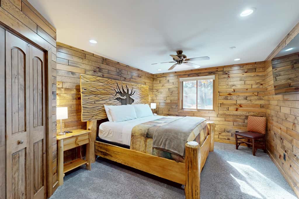 Lakefront Lodge, Private Dock & Boat Lift, Kayaks, Bar & Game Room, Firepit 