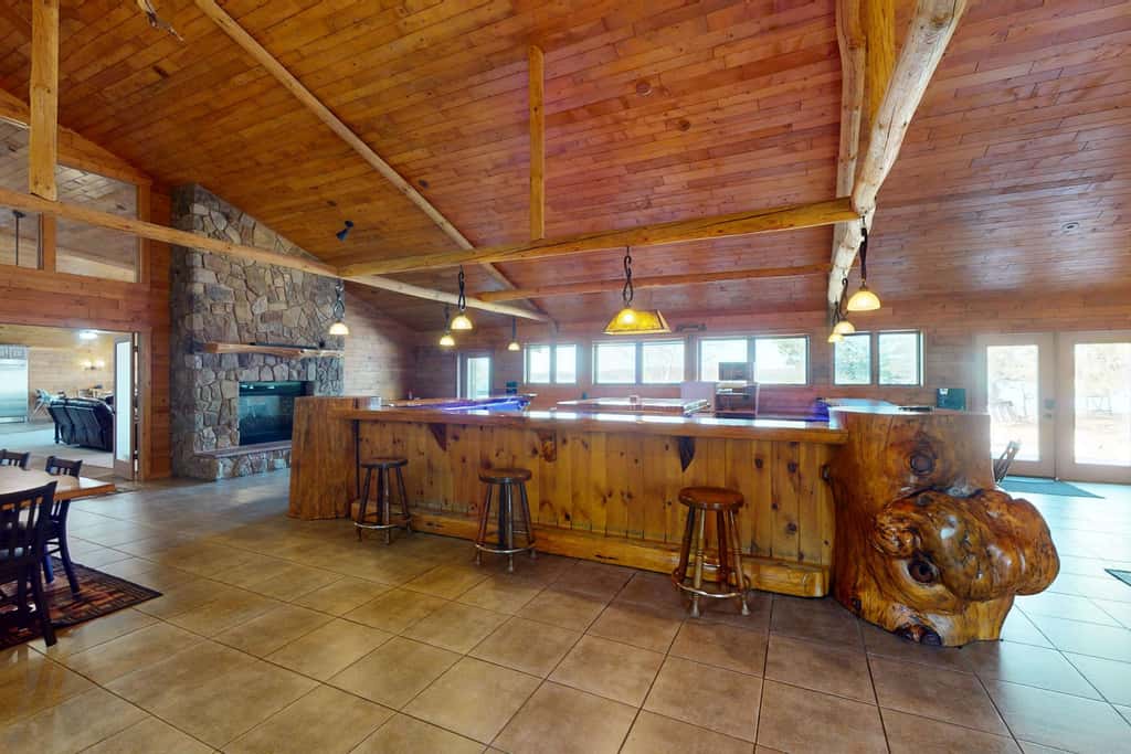 Lakefront Lodge, Private Dock & Boat Lift, Kayaks, Bar & Game Room, Firepit 
