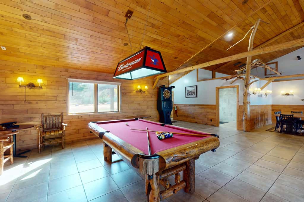 Lakefront Lodge, Private Dock & Boat Lift, Kayaks, Bar & Game Room, Firepit 