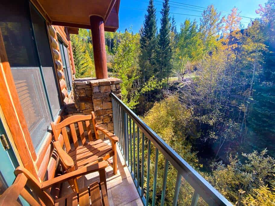 2BR Mountain Lodge Luxury Skiin/out Best Amenities