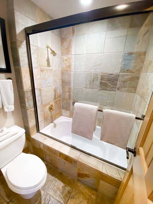 2BR Mountain Lodge Luxury Skiin/out Best Amenities