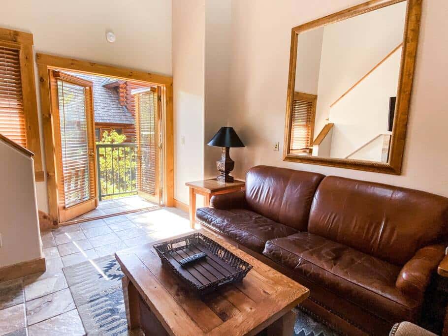 2 BR Condominium - Luxury ski-in/ski-out (rare find)