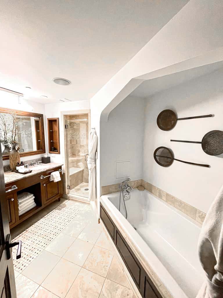 Luxury 5 Star Private Suite Residence Madeline Hotel