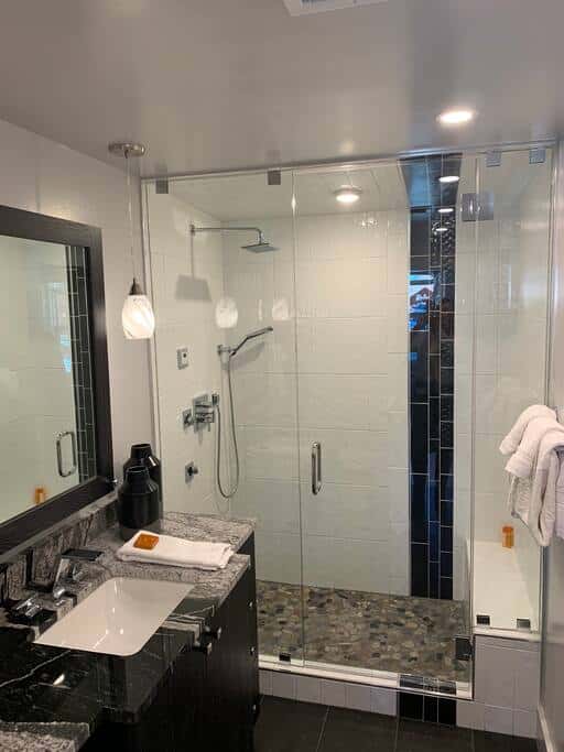Fully Remodeled Luxury 1BR | Gondola • A/C • Steam Shower