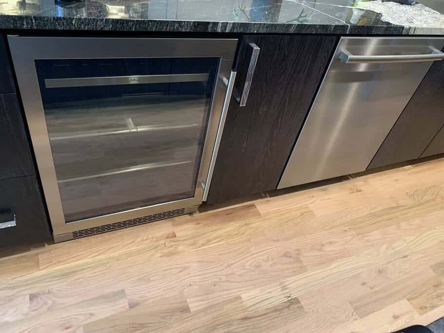 Fully Remodeled Luxury 1BR | Gondola • A/C • Steam Shower