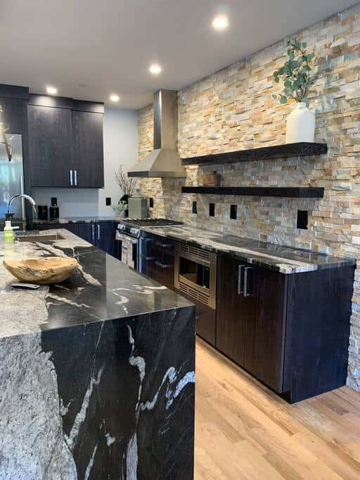 Fully Remodeled Luxury 1BR | Gondola • A/C • Steam Shower