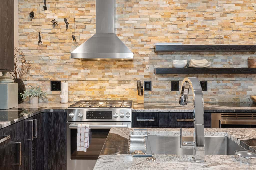 Fully Remodeled Luxury 1BR | Gondola • A/C • Steam Shower
