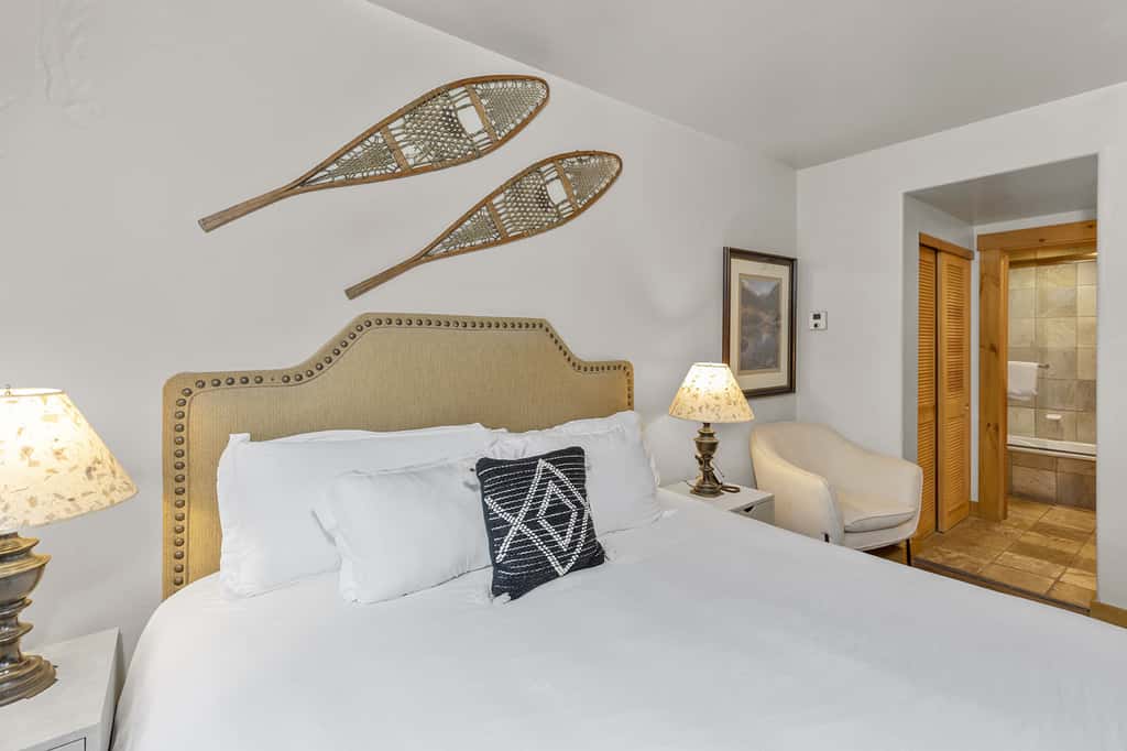 Have It All! Ski in/out Affordable Too!
