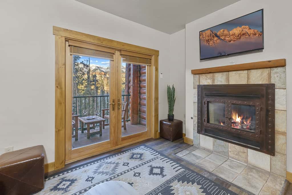 Have It All! Ski in/out Affordable Too!