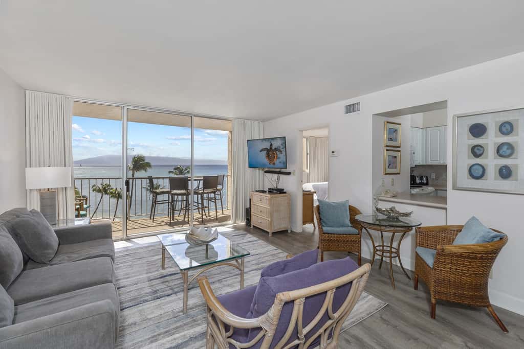 Beachfront Pool Balcony by TellurideTravelRentals 