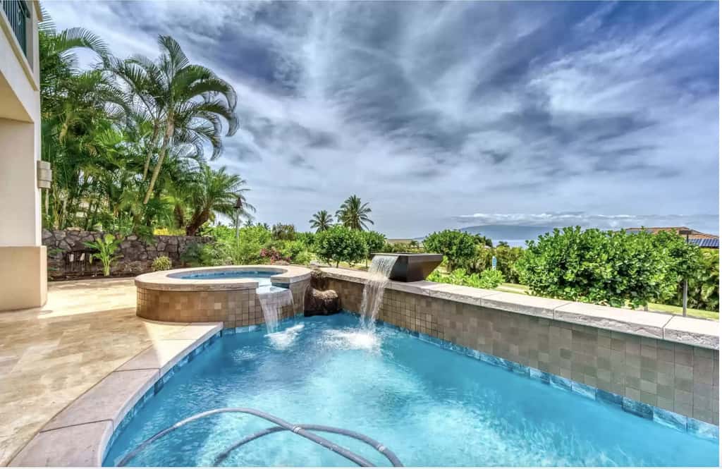 Breathtaking Oceanfront Lahaina Villa