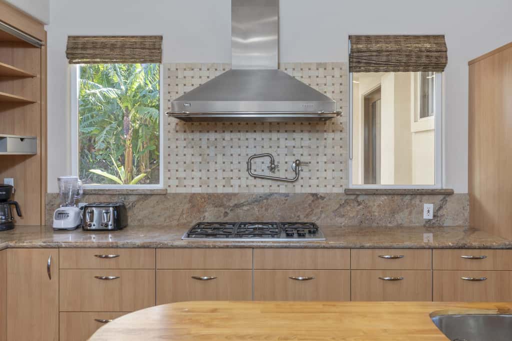 Breathtaking Oceanfront Lahaina Villa