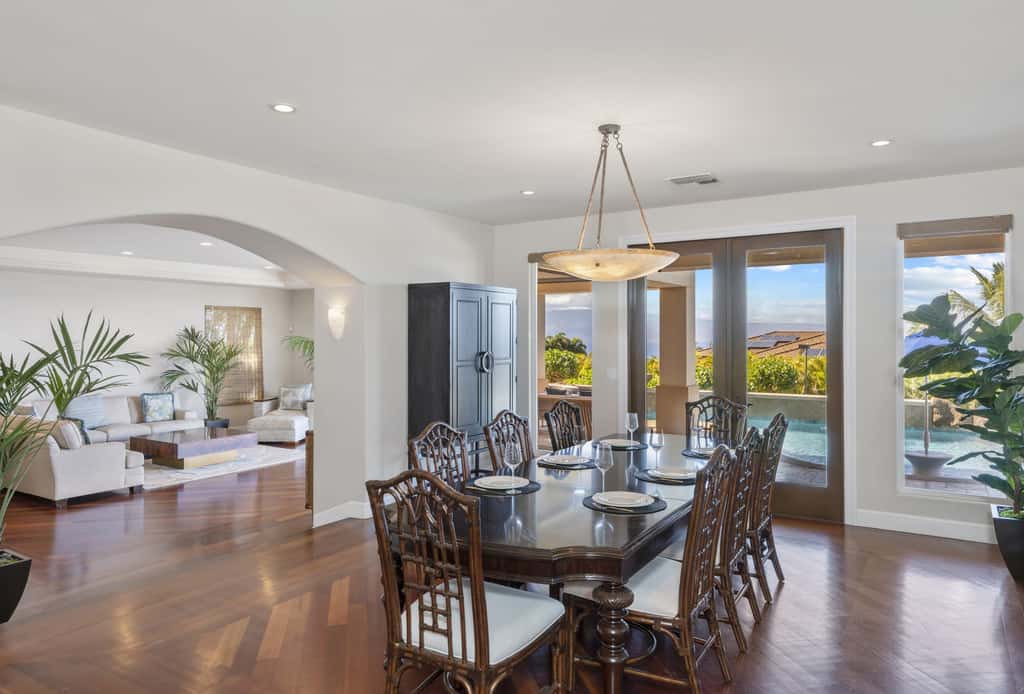 Breathtaking Oceanfront Lahaina Villa