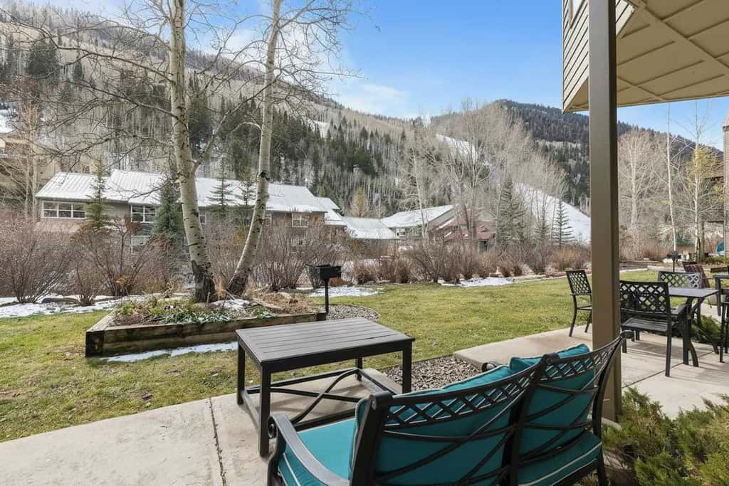 Your Telluride Base Camp Lift 7 Ski Acc. & Hot Tub