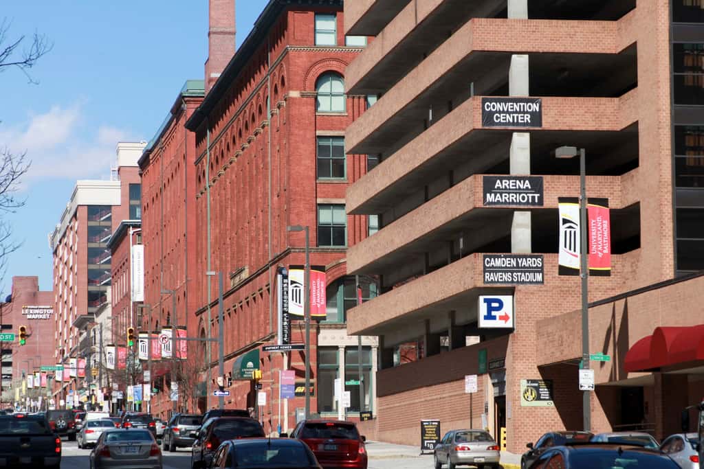 2 Bedroom Fully Furnished Apartment in Baltimore Downtown
