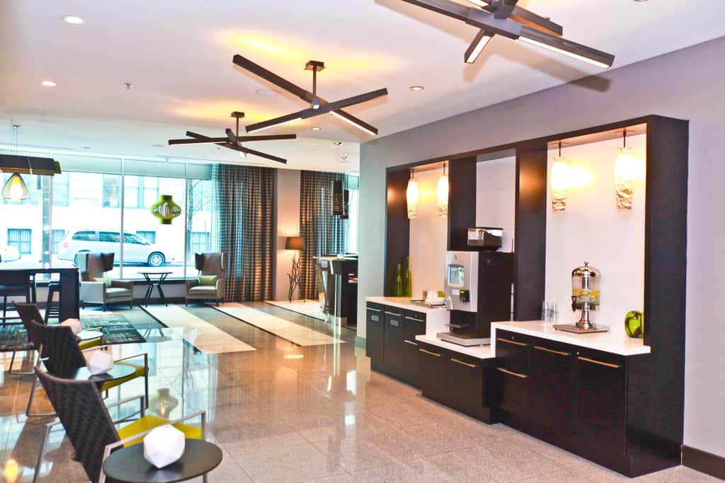 2 Bedroom Fully Furnished Apartment in Baltimore Downtown