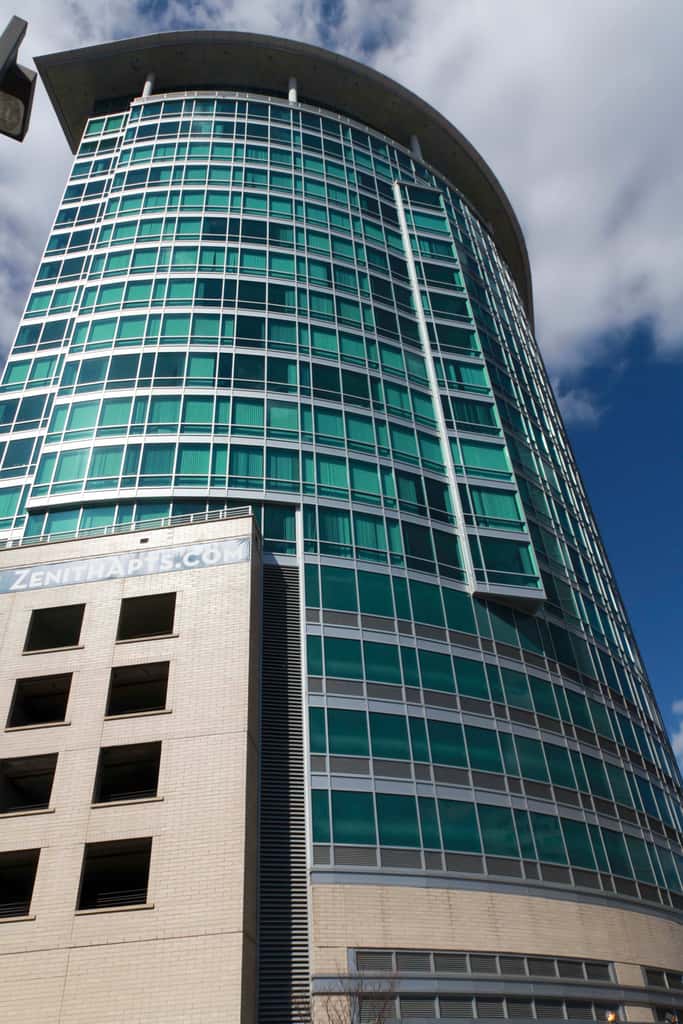2 Bedroom Fully Furnished Apartment in Baltimore Downtown