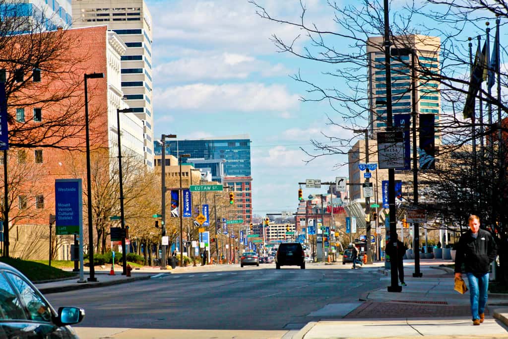 2 Bedroom Fully Furnished Apartment in Baltimore Downtown