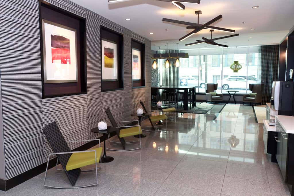 2 Bedroom Fully Furnished Apartment in Baltimore Downtown