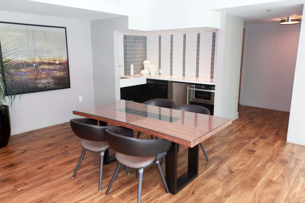 2 Bedroom Fully Furnished Apartment in Baltimore Downtown