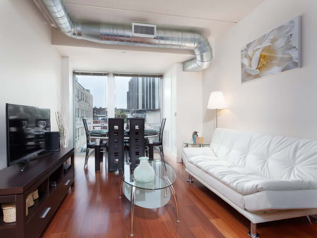 2Bedroom 2 Bath Apartment in the Heart of Philadelphia