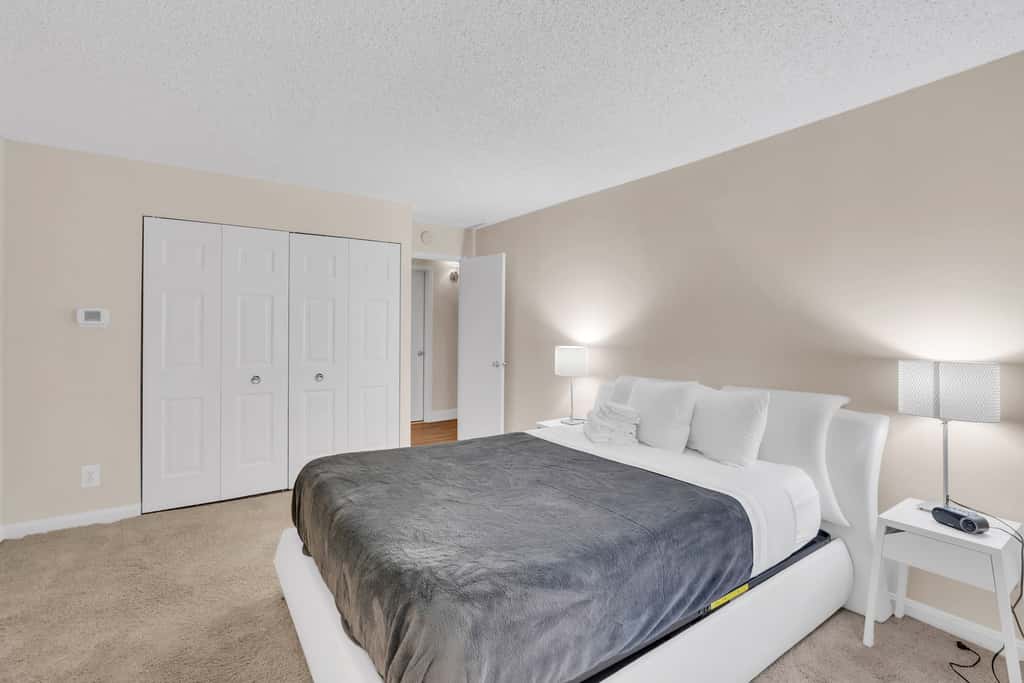 Furnished Apartment in Crystal City near Pentagon