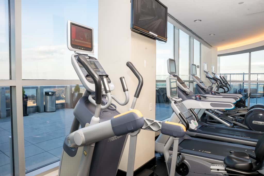 Furnished Apartment in Crystal City near Pentagon