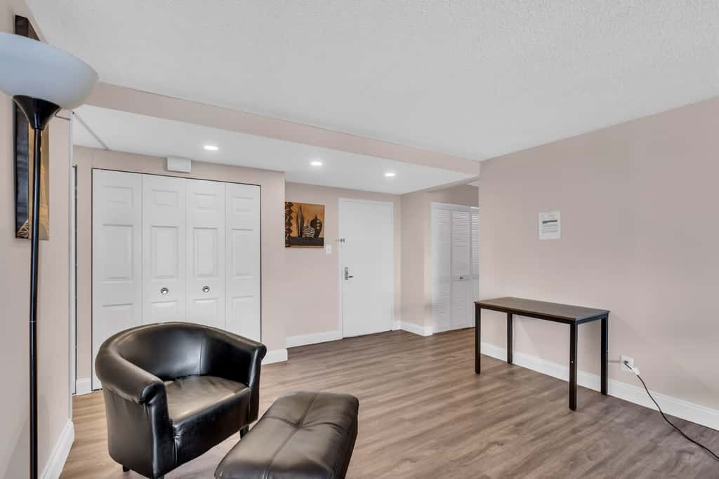 Furnished Apartment in Crystal City near Pentagon