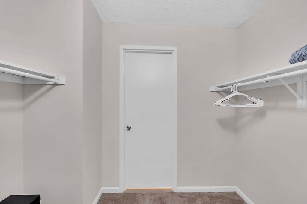 Furnished Apartment in Crystal City near Pentagon