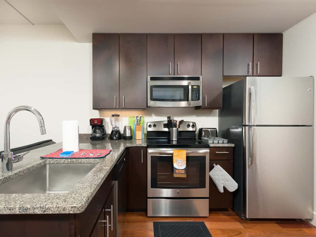 2Bedroom 1Bath Apartment in the Heart of Philadelphia