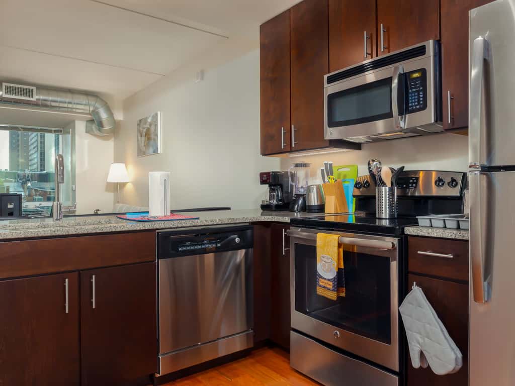 2Bedroom 1Bath Apartment in the Heart of Philadelphia