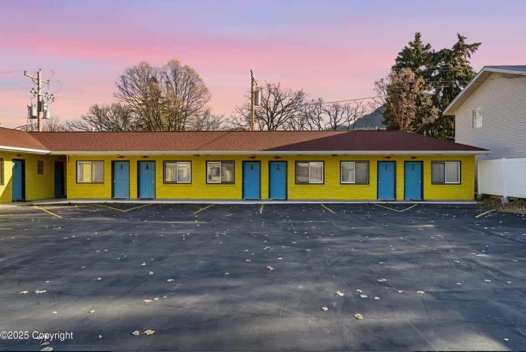 Arrowhead Motel Single Room at Sundance