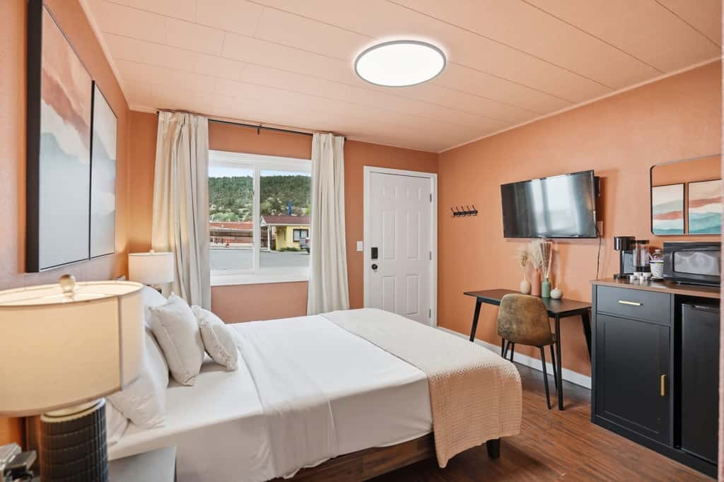 Arrowhead Motel Designer Single at Sundance