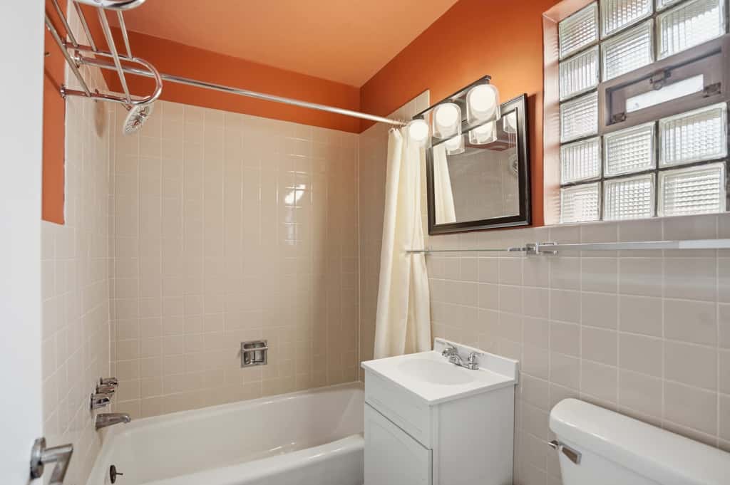 Arrowhead Motel Designer Single at Sundance