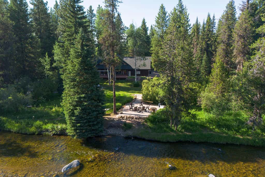 Off the Hook | Riverside McCall Cabin, Sleeps 12