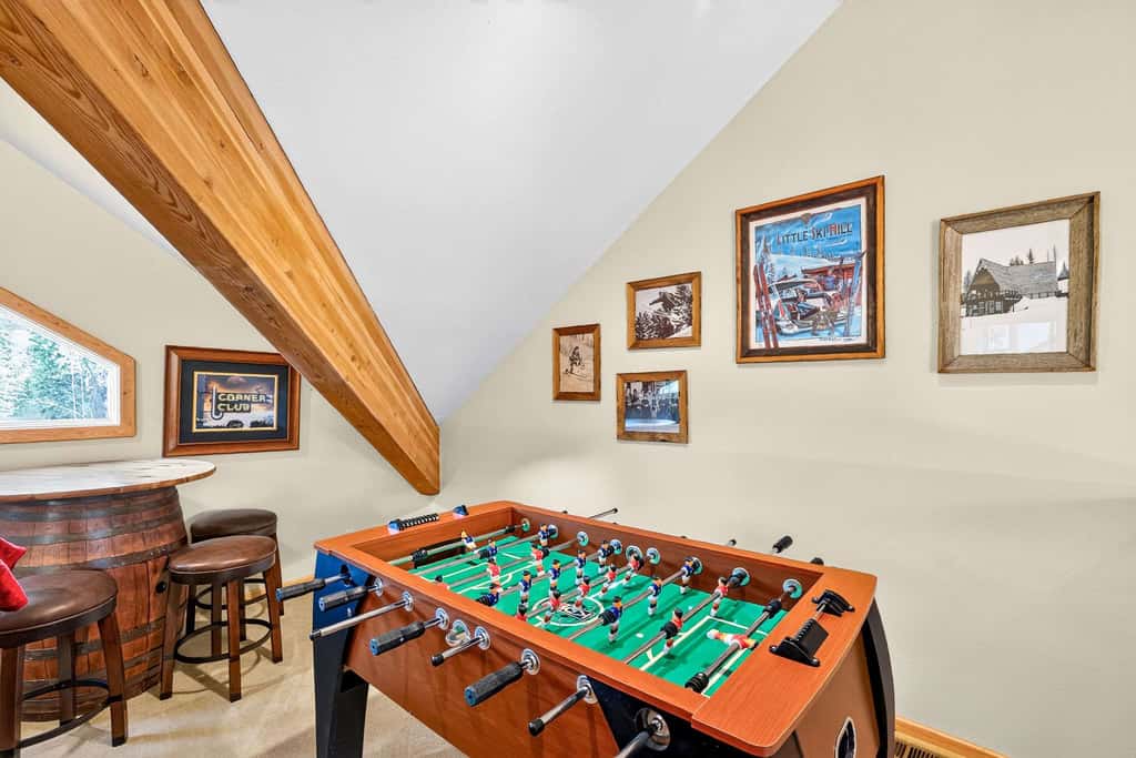 Off the Hook | Riverside McCall Cabin, Sleeps 12
