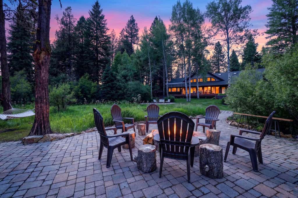 Off the Hook | Riverside McCall Cabin, Sleeps 12