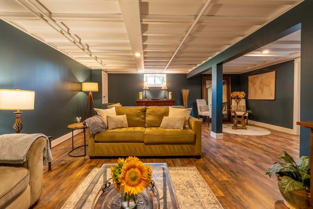 Hidden Wine Cellar  Eastport Retreat