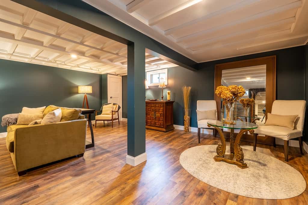 Hidden Wine Cellar  Eastport Retreat