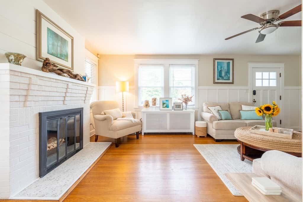 Hidden Wine Cellar  Eastport Retreat