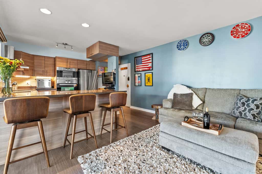 Spa Creek Condo  Pool, Deck & Parking