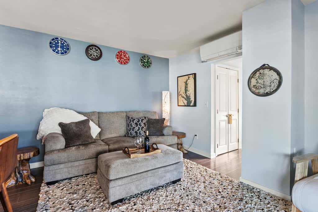 Spa Creek Condo  Pool, Deck & Parking