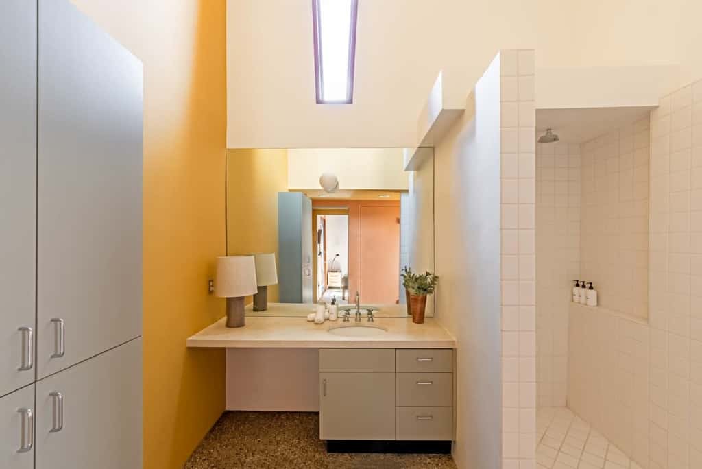 Monument House by Homestead Modern
