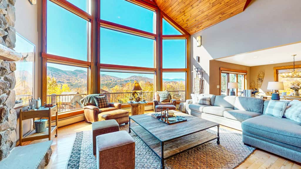 Summit View Lodge