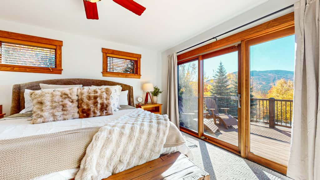 Summit View Lodge